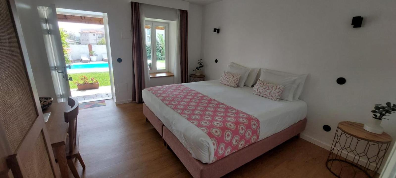 Villa Dos Corceis เอสโปเซนเด ภายนอก รูปภาพ